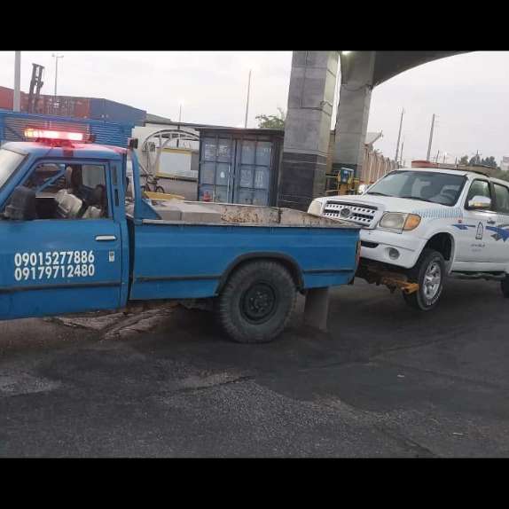 امدادخودروخودروبریدک کش عبادزاده در بوشهر