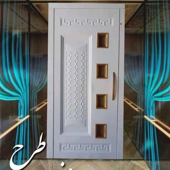 درب آسانسور یگانه