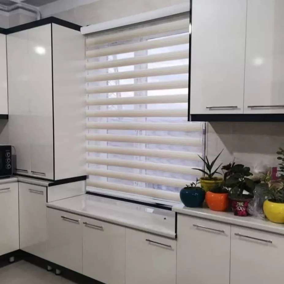 پرده فروشی پاریس
