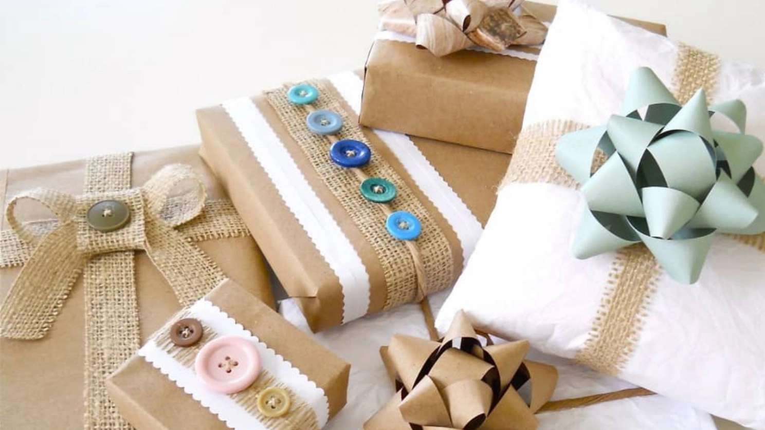Candy threads and sea gifts