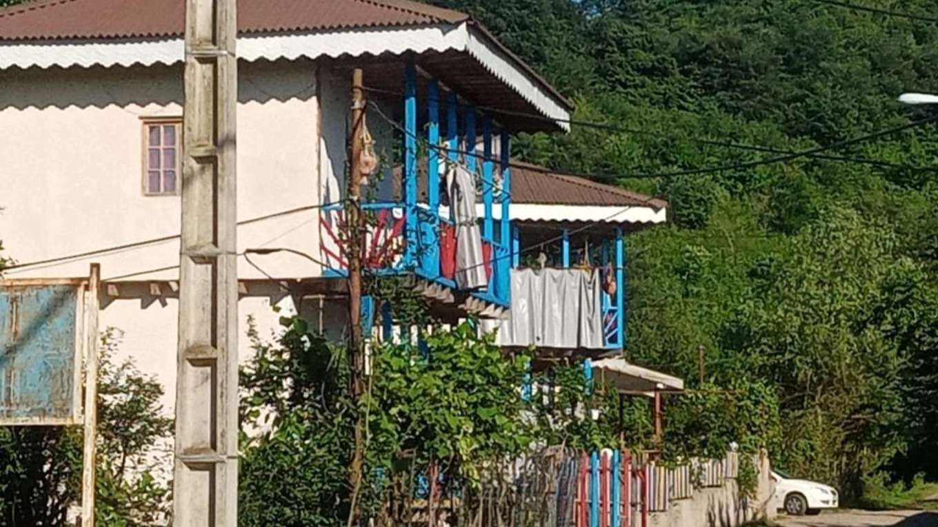 Mandi Çin Ekoturizm Lodge