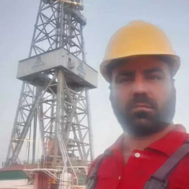 ماشین آلات راهسازی و جرثقیل توسن