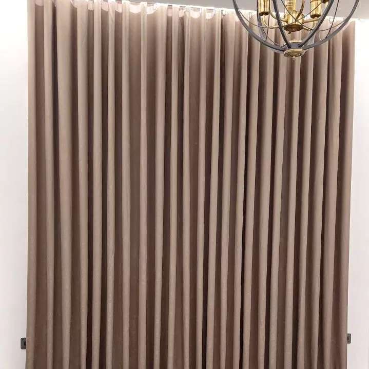 پرده پانچ مخمل