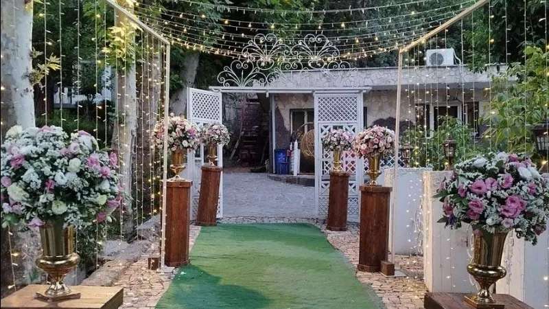 Arya Hall garden in Tehran