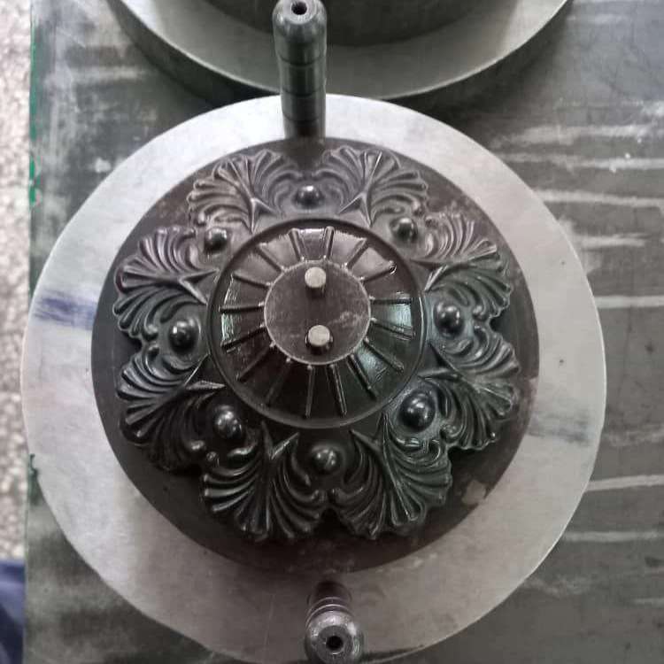 قالب سازی زرین صنعت نیک