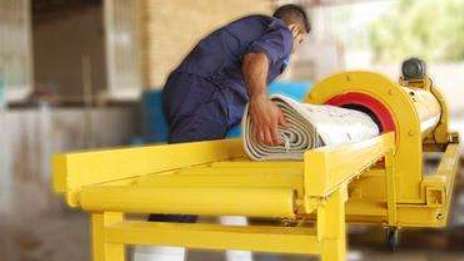 Carpet cleaning machines