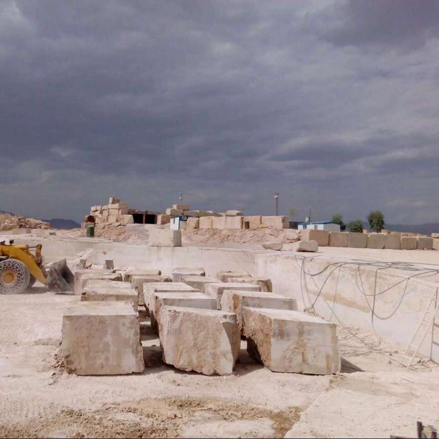 سنگ مرمر کرم رنگ معدن کرم آباده نعمت اللهی
