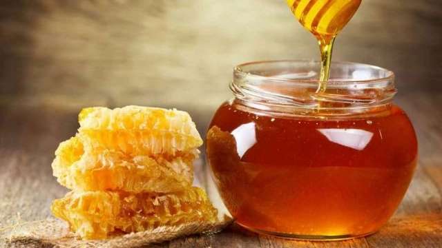 Production and sale of Kohsaran honey