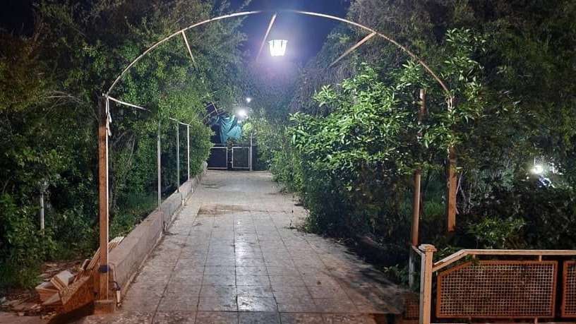 Modern garden villa for rent led