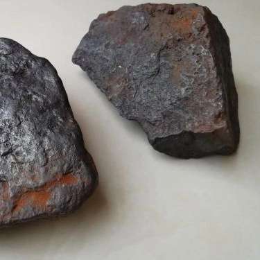 سنگ آهن هماتیت