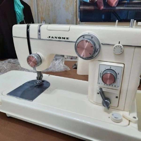 چرخ خیاطی جانلو