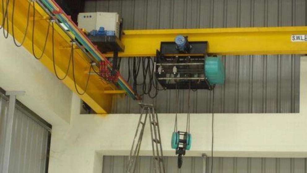 Malkan overhead crane