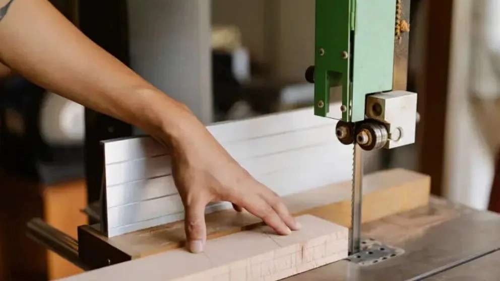 Band saws and turning tools