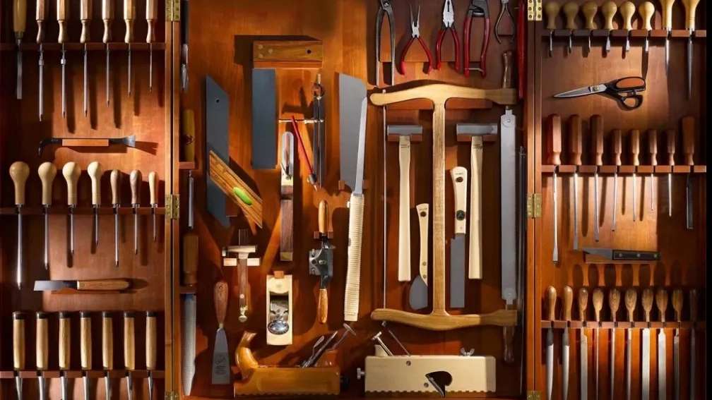 Buy and sell stock tools