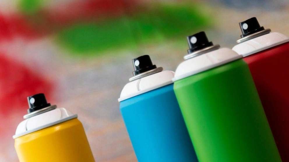 Mirzaei paint spray