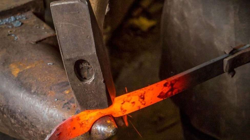 Nowrozi fixed carving and forging