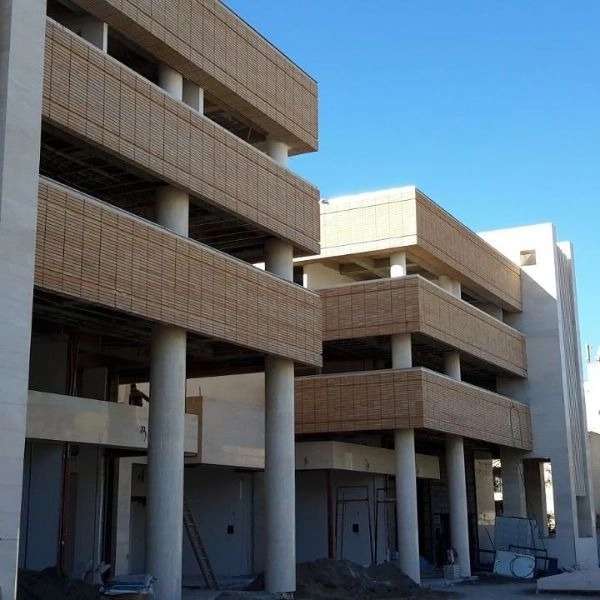 تولیدی ستون های سنگی گرد کاظمی در اصفهان