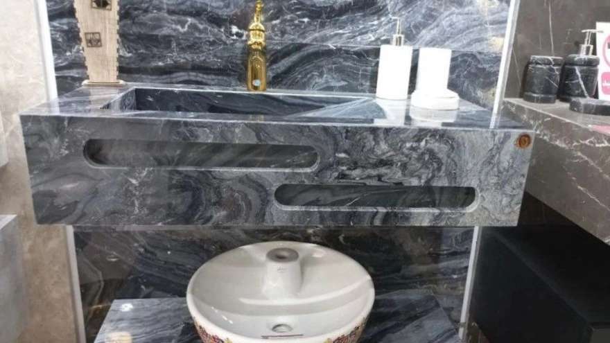 Koh Noor taşı ve seramik lavabo