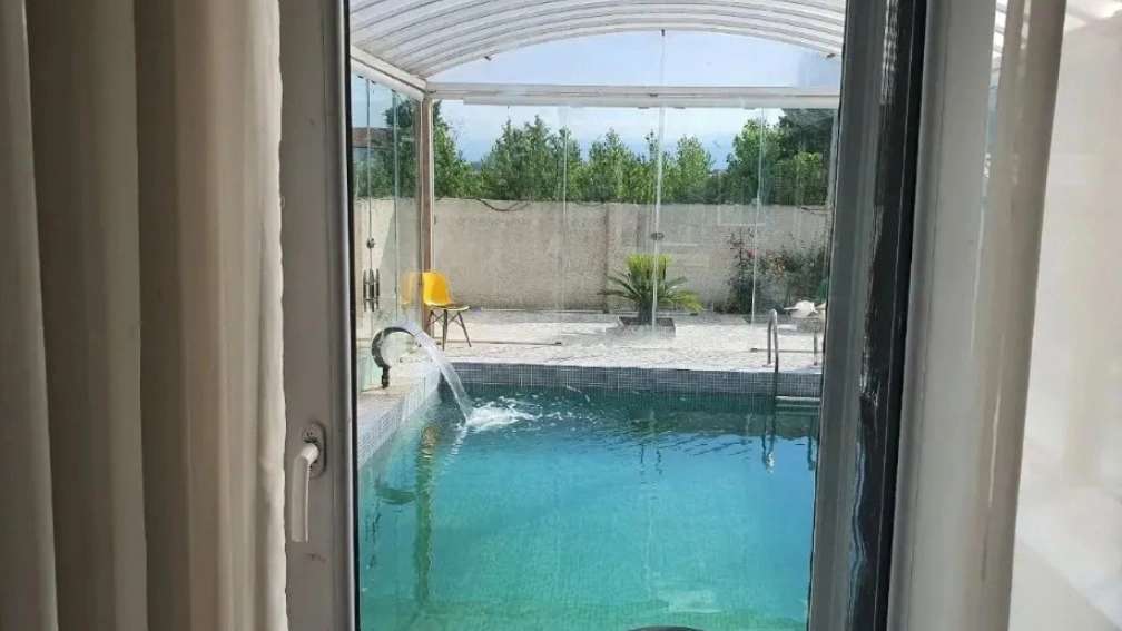 السكن السياحي المقترض