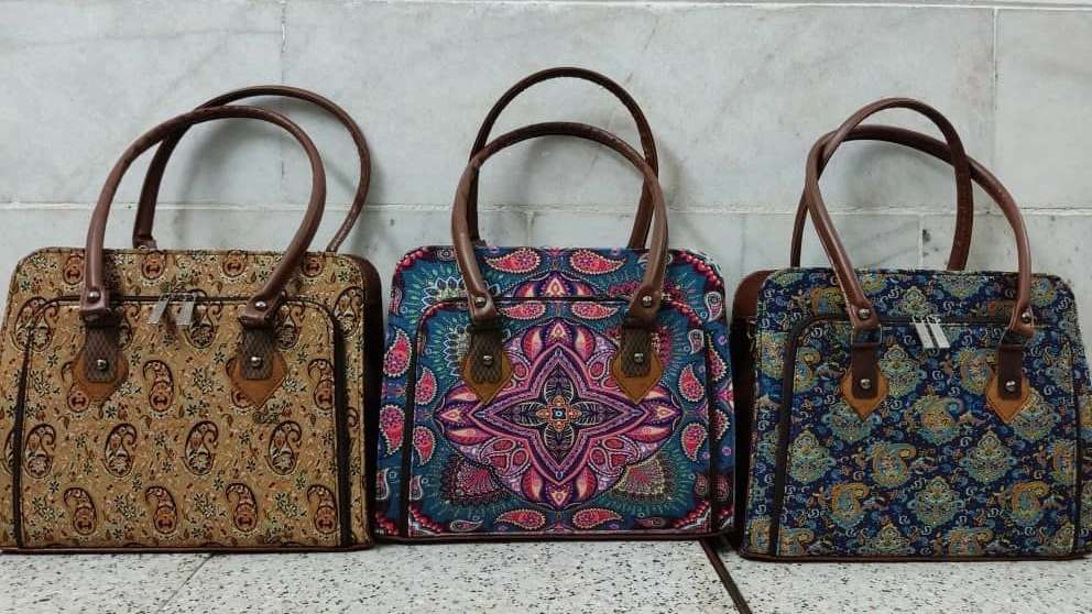 Production of cashmere bags