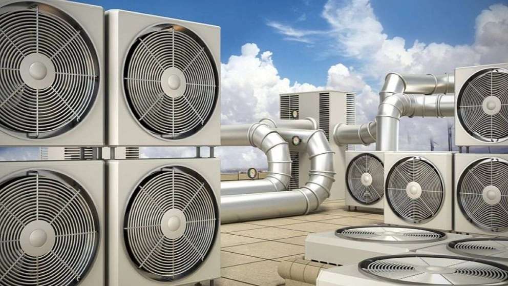 Ground heating and cooling store