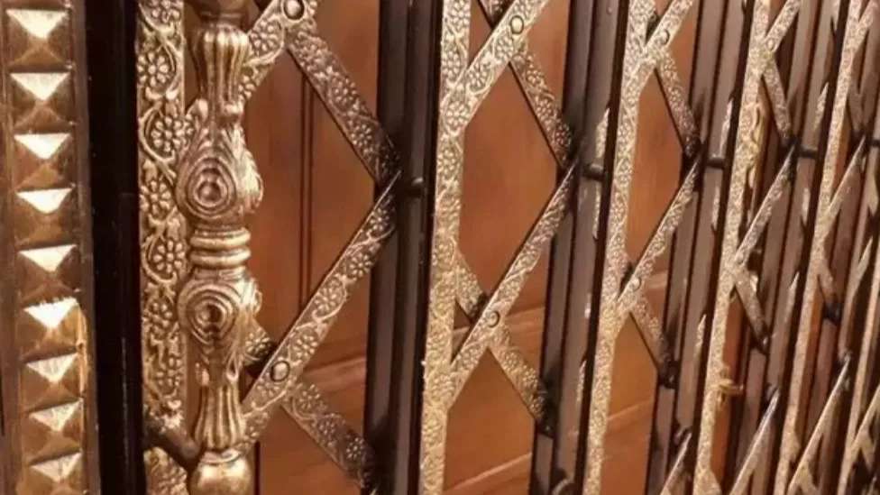 باب باسارجاد الأكورديون