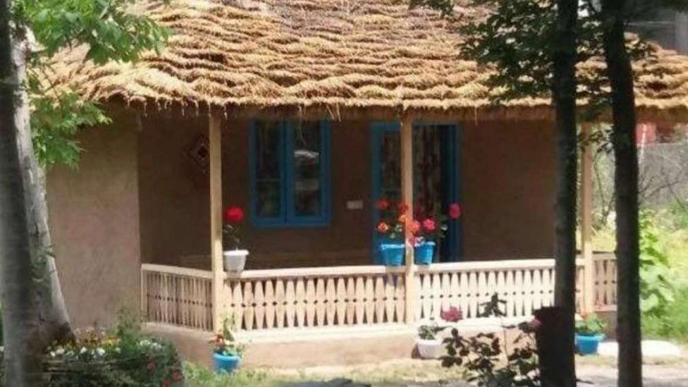 Gholami modern straw