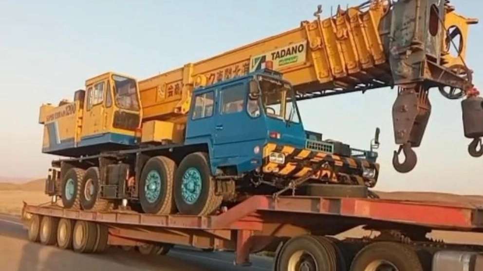 Makundi crane rental