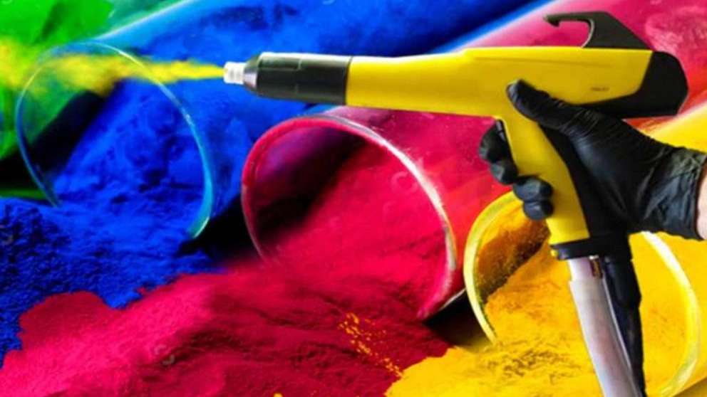 رسم التحف المعدنية بهمن
