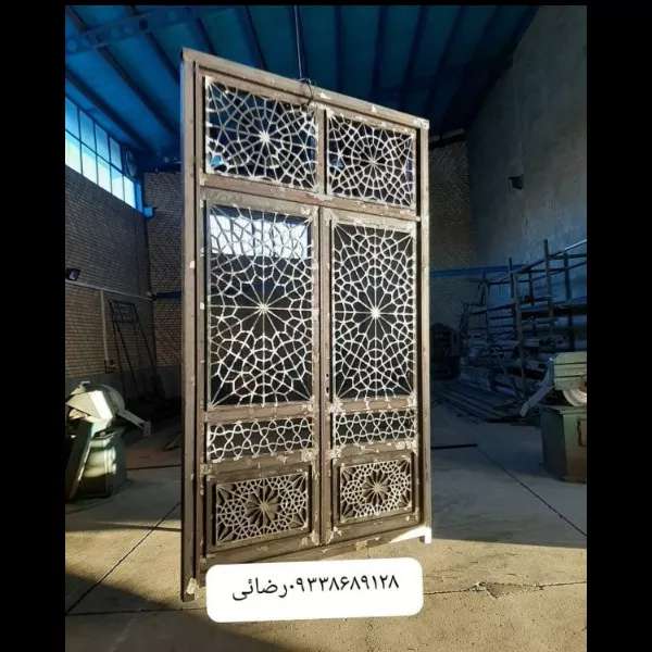 درب و پنجره گره چینی فلزی