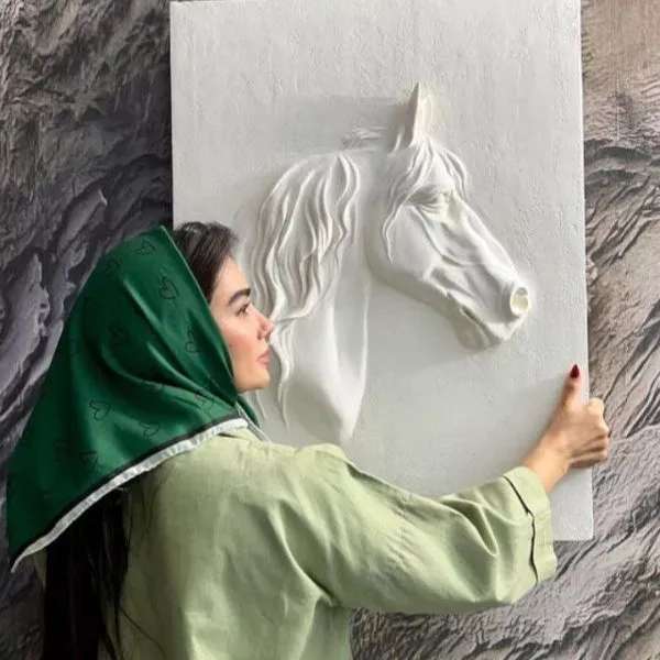 اجرا گچبری با حضور مدرس زهرا حسینی