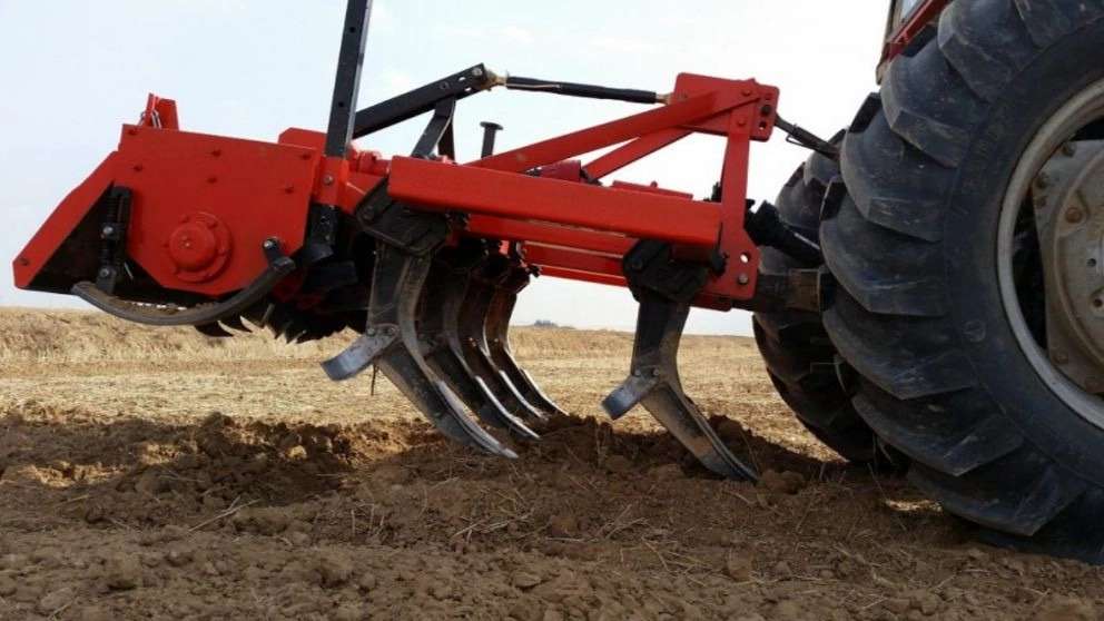Agricultural tools of Akbari brothers