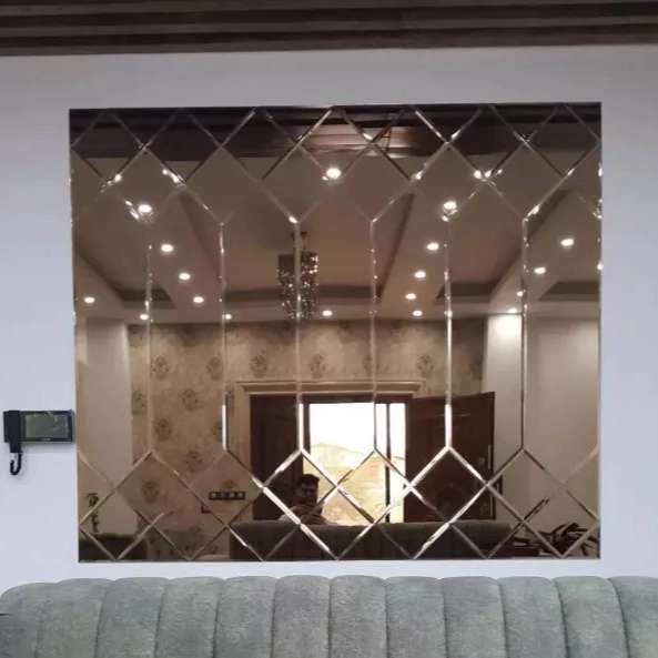 آینه دکوراتیو