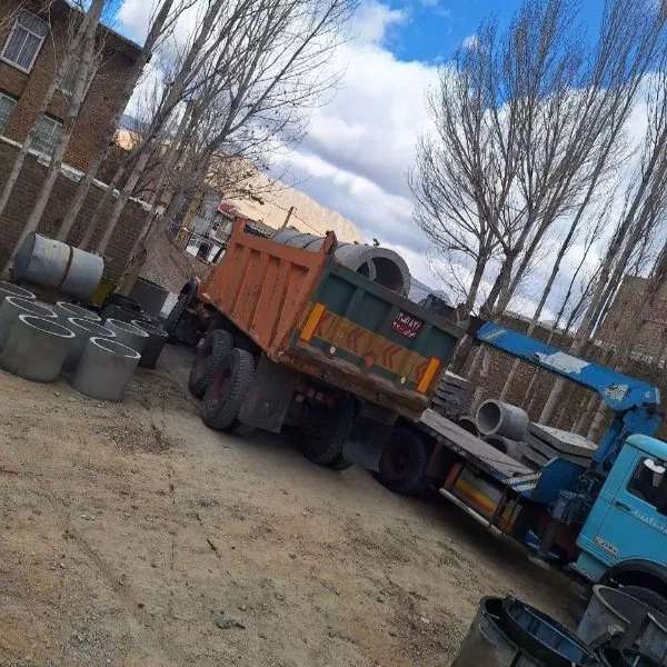 لوله داخل ۸۰ پشت در پشت ۱ متر ارتفاع هم یک متر قابل بارگیری در بنز جفت ۱۲ عدد