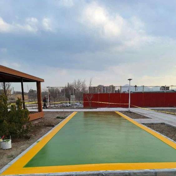 رنگهای ترافیکی و خطوط خیابانی مومزایی