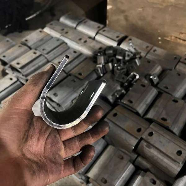 خدمات خم و برش معرفت