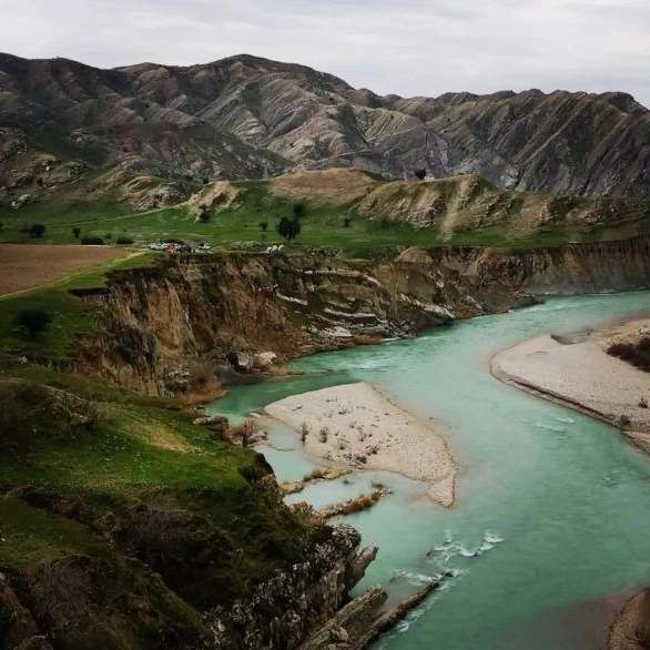 طبیعت گردی و کوهنوردی پرواز
