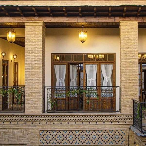 عمارت گلبهاری