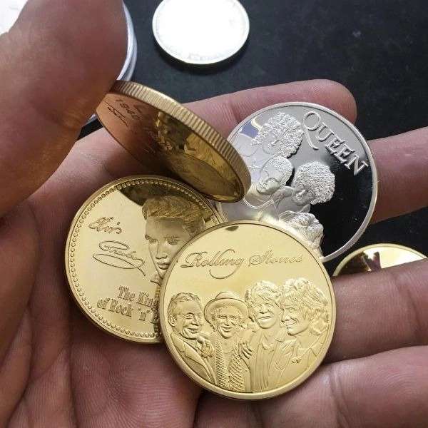تولید سکه های ماندگار گروه صنعتی حقیقی در تهران