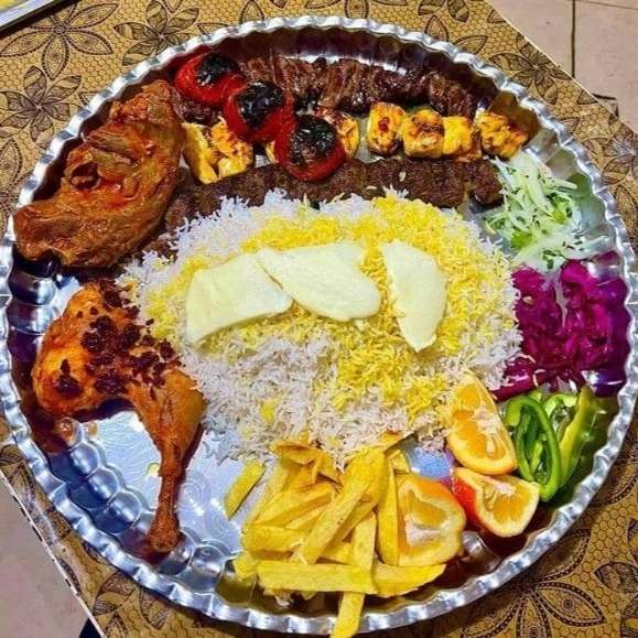 رستوران سیمرغ