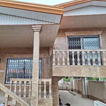 درب آکاردئونی رحیمی در بابل