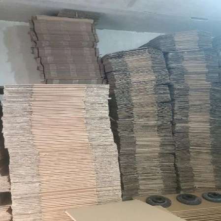 کارتن فروشی طالبلو جهت بسته بندی منازل وادارات