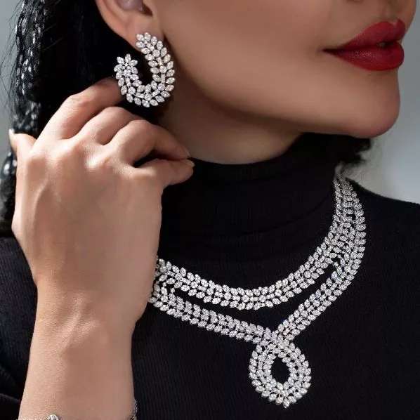 سرویس‌های سفارشی
