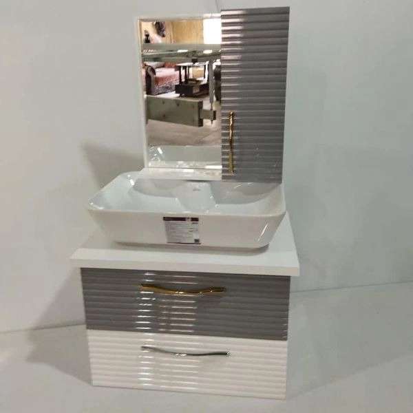 آینه باکس و روشویی احسان کابین