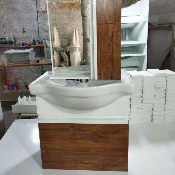 آینه باکس و روشویی احسان کابین