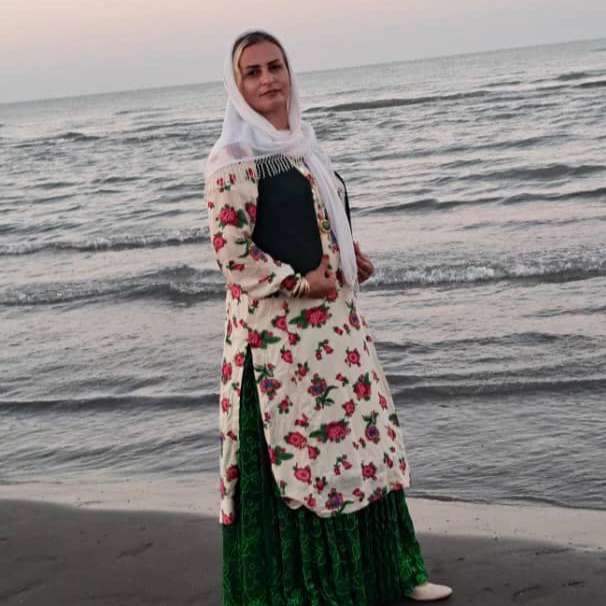 لباس محلی مانگی سا