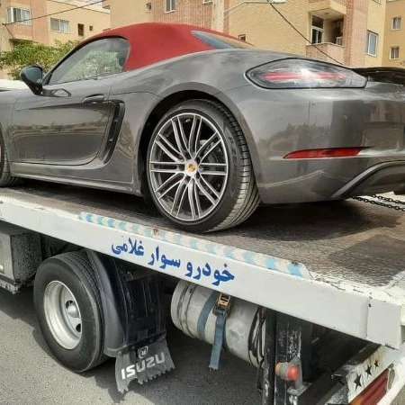 خودروسوار غلامی در اصفهان