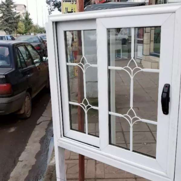 درب و پنجره دوجداره و توری پلیسه نادر