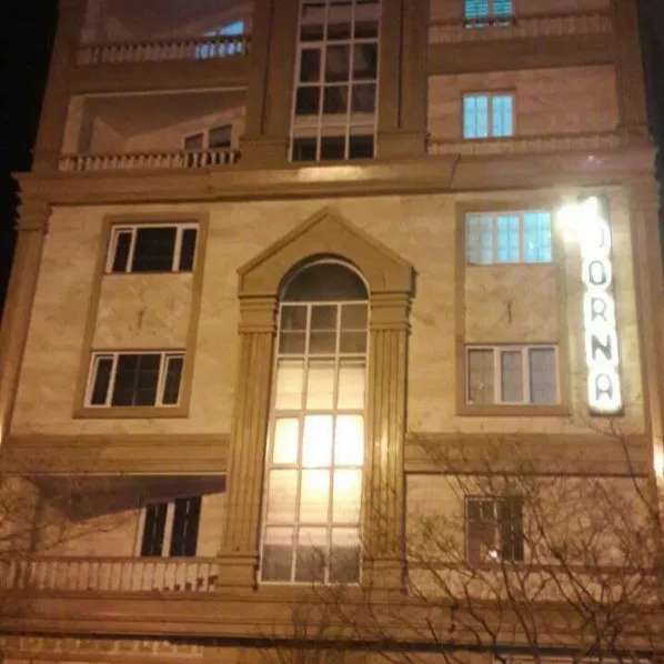 درب و پنجره دوجداره و توری پلیسه نادر