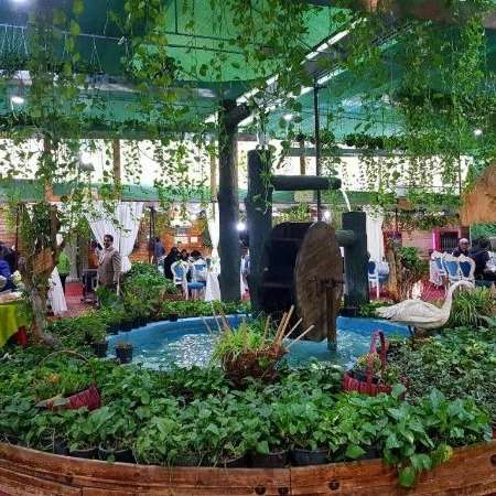 مجتمع پذیرایی و گردشگری بهارستان
